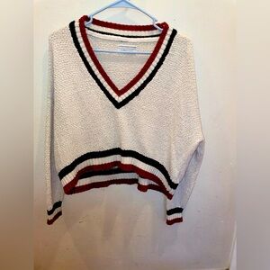 EUC Urban Outfitters baggy cropped sweater size small
